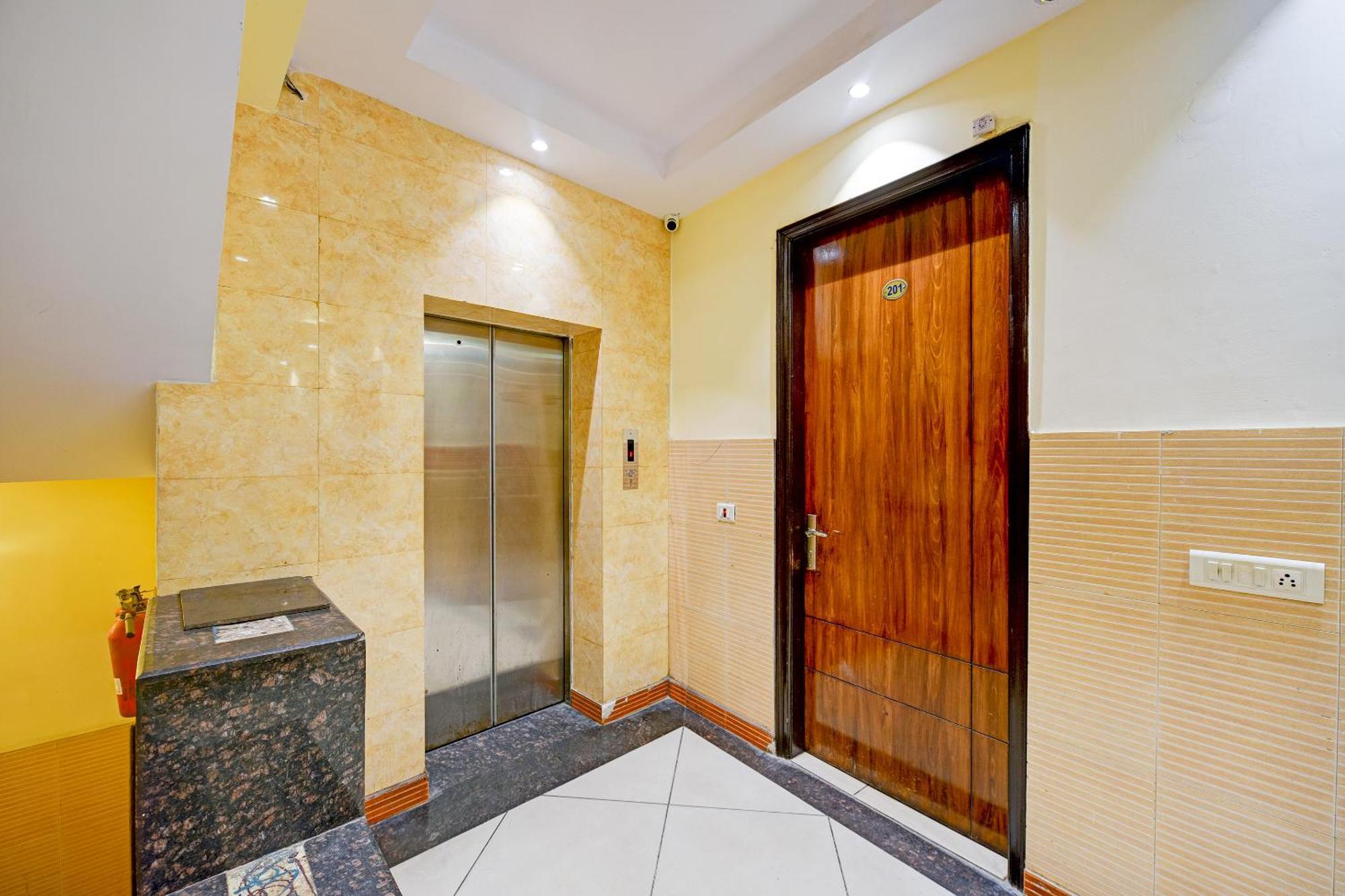 Hotel Le Grand - Walk-In From Rk Ashram Metro Station New Delhi Eksteriør bilde