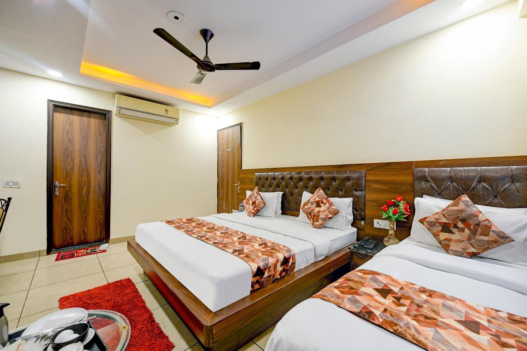 Hotel Le Grand - Walk-In From Rk Ashram Metro Station New Delhi Eksteriør bilde