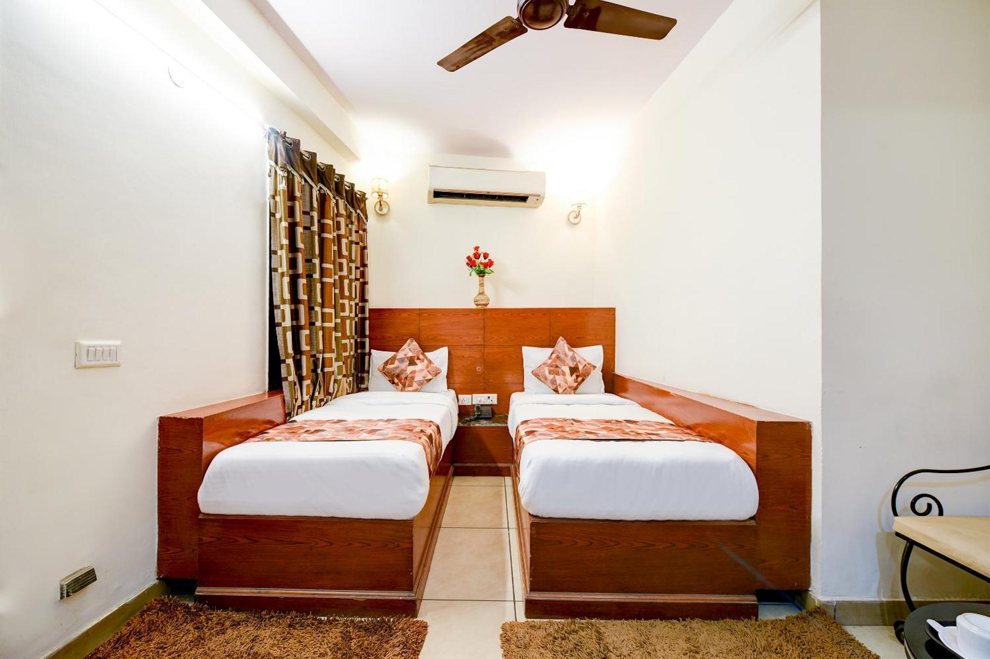 Hotel Le Grand - Walk-In From Rk Ashram Metro Station New Delhi Eksteriør bilde