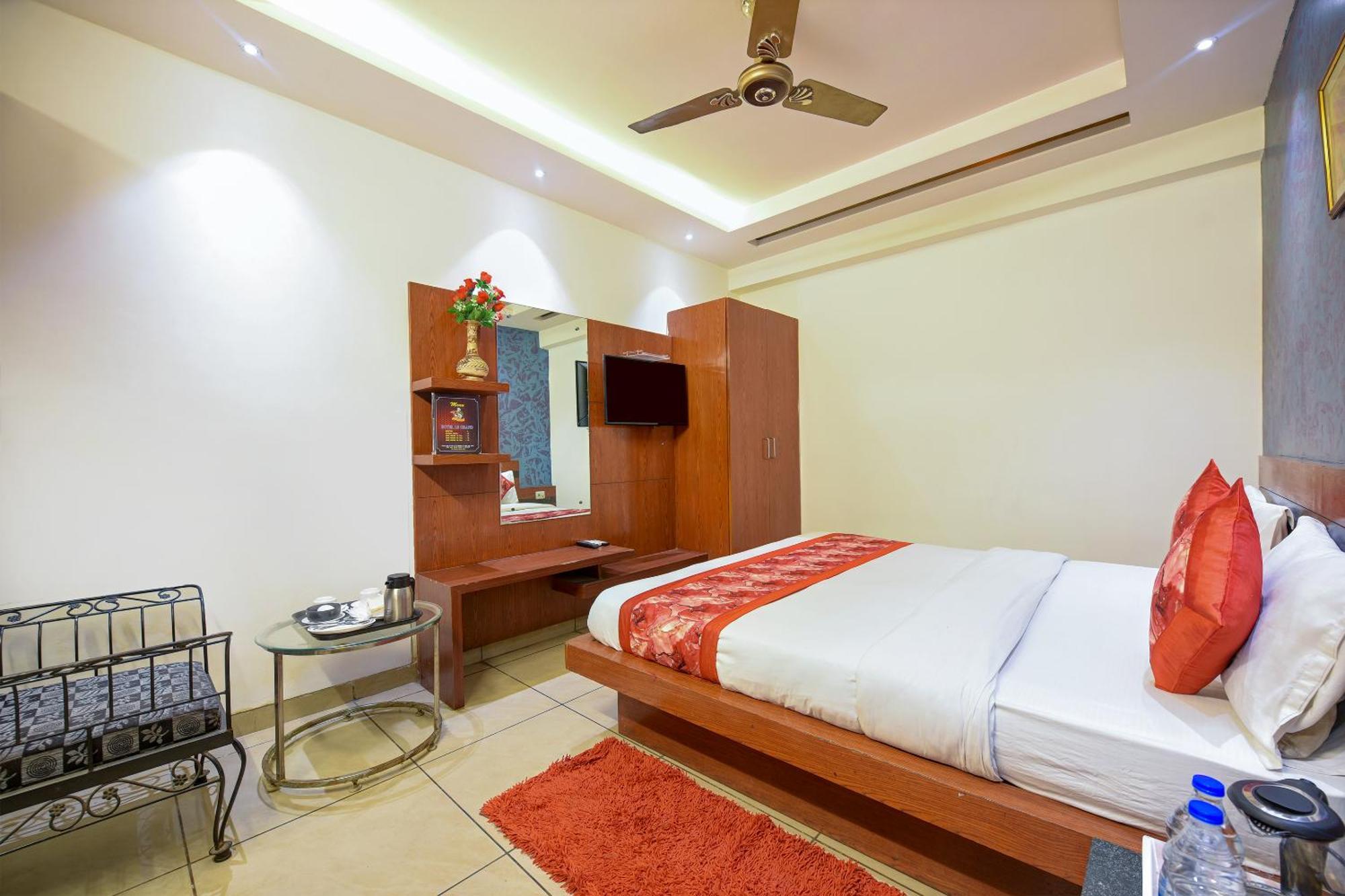 Hotel Le Grand - Walk-In From Rk Ashram Metro Station New Delhi Eksteriør bilde