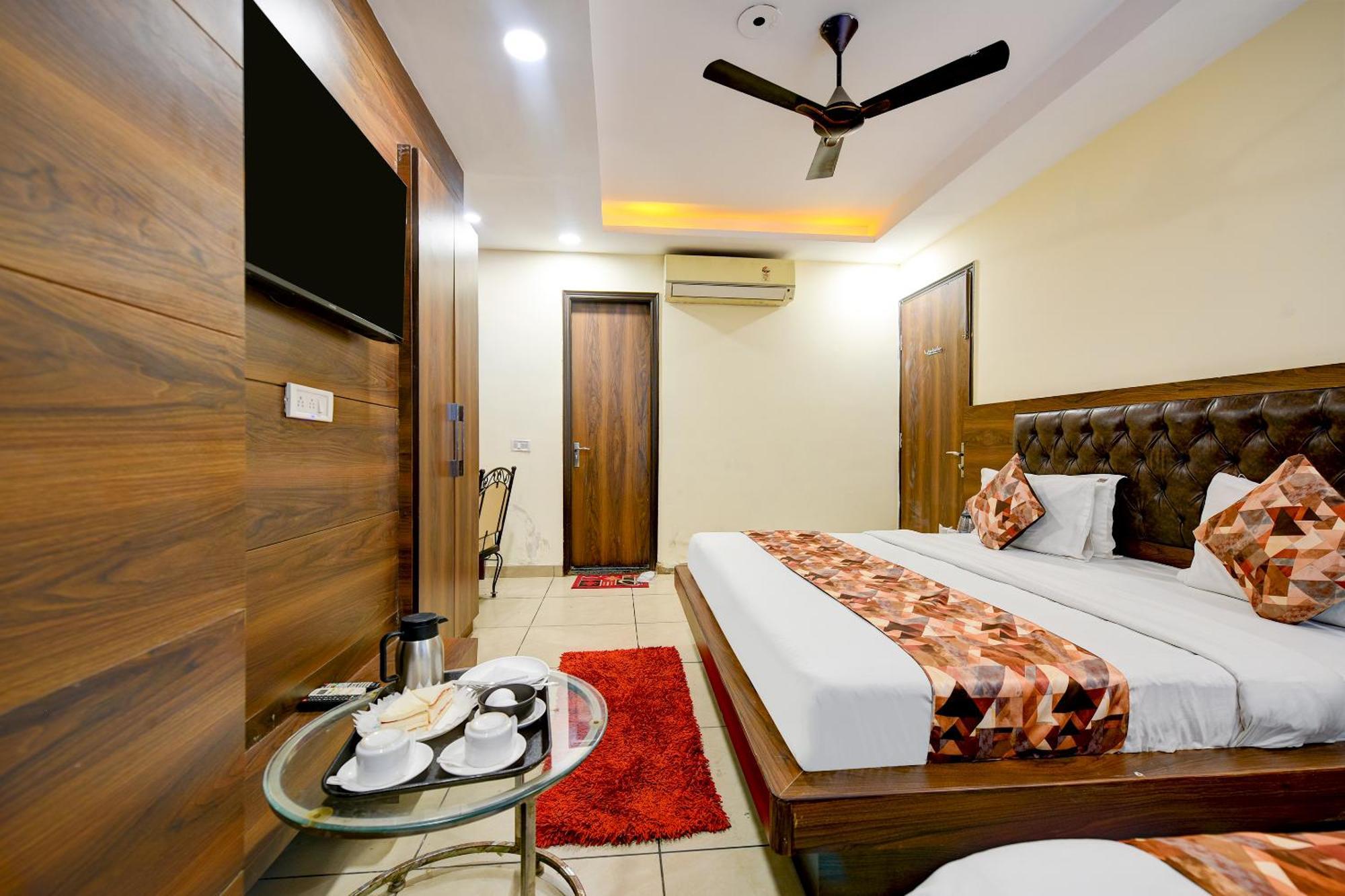 Hotel Le Grand - Walk-In From Rk Ashram Metro Station New Delhi Eksteriør bilde